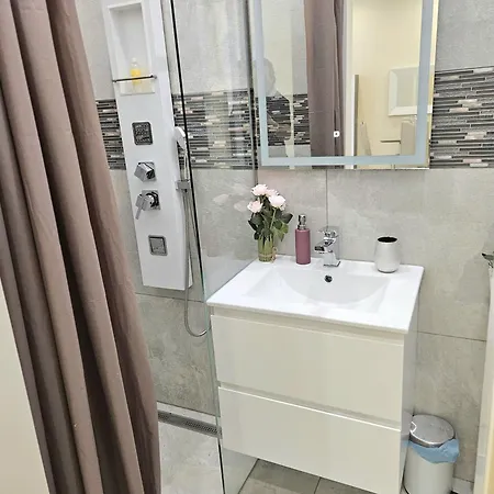 Designer Downtown Gem