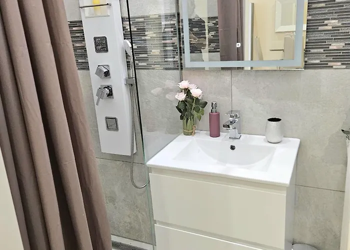 Designer Downtown Gem