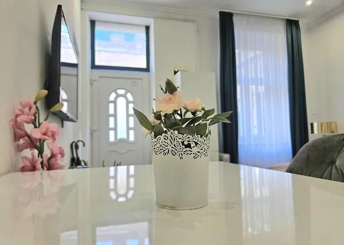Designer Downtown Gem Apartman Budapest