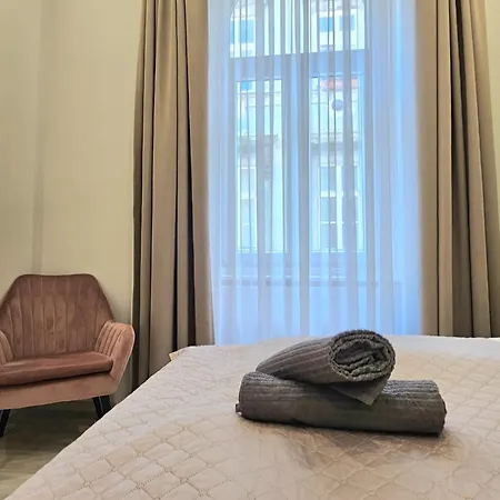 Designer Downtown Gem * Budapešť