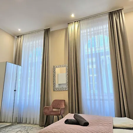 דירה Designer Downtown Gem בודפשט
